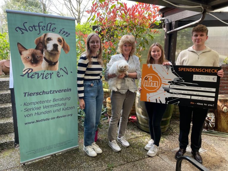 v. links: Maren Opsölder, Karin Bürger, Charlotte Lademann, Christopher Peters v. links nach rechts: Maren Opsölder, Karin Bürger, Charlotte Lademann, Christopher Peters